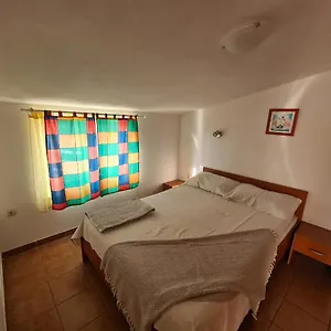 foglaljon itt