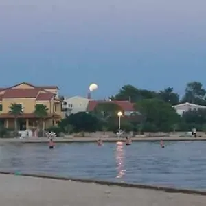 foglaljon itt
